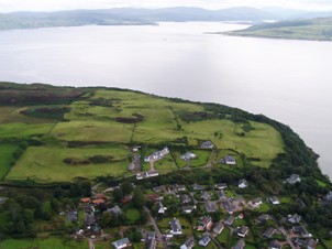 Langs de Schotse Westkust wordt Tobermory Golf Course op de Isle of Mull gespeeld. 