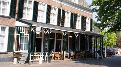 Hotel de Gouden Karper in Hummelo, vlakbij golfbaan De Keppelse Golfclub.