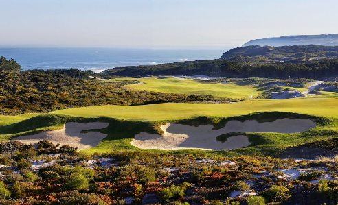 West Cliffs is uitgeroepen tot ’s werelds beste nieuwe baan door World Golf Awards.<br />
Praia D'El Rey behoort al vele jaren tot de topbanen in Europa.<br />
